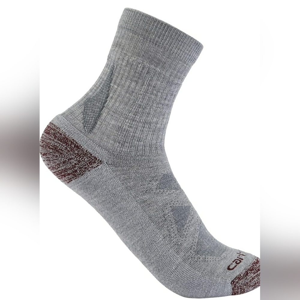 NWT Womens Carhartt Heavyweight 56% Merino Wool Blend Short Crew Socks